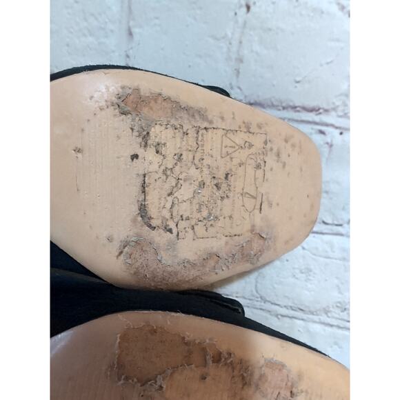 Boden Black Suede Leather Block Heel Pumps US 6 EU 37 Button Detail Square Toe - Picture 13 of 13